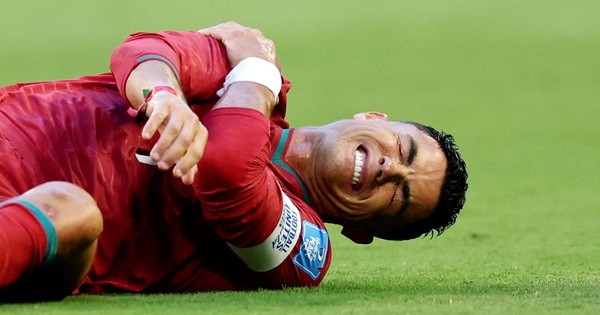 Bồ Đào Nha vào nhánh ‘tử thần’: Ronaldo phải vượt qua bao nhiêu ứng viên vô địch để mơ cúp vàng? - hình ảnh - winrr88.com Bồ Đào Nha vào nhánh ‘tử thần’: Ronaldo phải vượt qua bao nhiêu ứng viên vô địch để mơ cúp vàng? - hình ảnh - winrr88.com