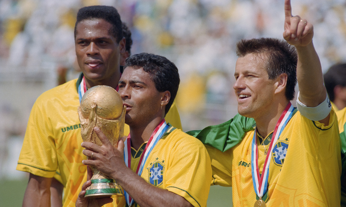 Romario: ‘Áp lực sẽ là động lực để Brazil vô địch World Cup’ - hình ảnh - winrr88.com