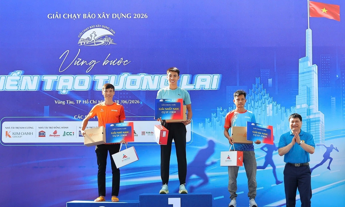 RR88 cược bóng đá: Anh Khôi vô địch giải chạy Báo Xây dựng 2026 - hình ảnh - winrr88.com RR88 cược bóng đá: Anh Khôi vô địch giải chạy Báo Xây dựng 2026 - hình ảnh - winrr88.com