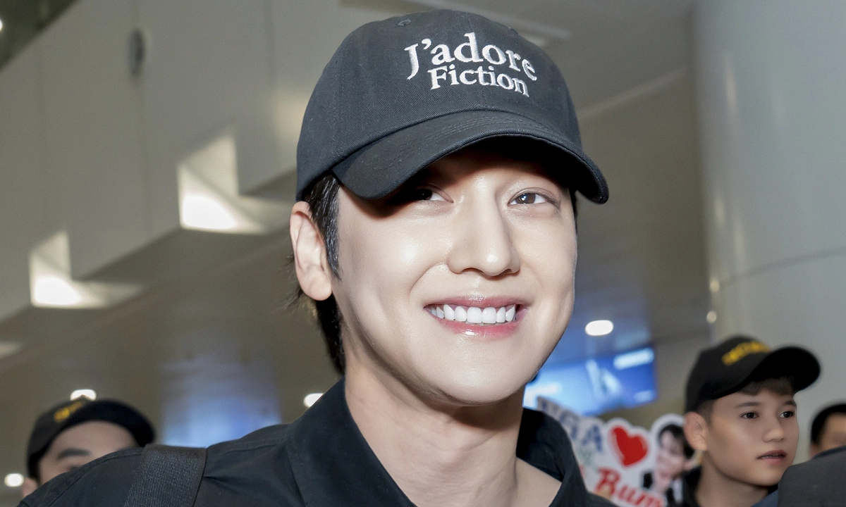 Link vào nhà cái RR88: Mỹ nam ‘Vườn sao băng’ Kim Bum đến Hà Nội, fan Việt háo hức - hình ảnh - winrr88.com Link vào nhà cái RR88: Mỹ nam ‘Vườn sao băng’ Kim Bum đến Hà Nội, fan Việt háo hức - hình ảnh - winrr88.com
