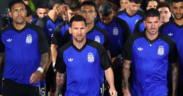Messi và Ronaldo đồng thanh gửi thông điệp đặc biệt sau vòng bảng World Cup 2026 - hình ảnh - winrr88.com Messi và Ronaldo đồng thanh gửi thông điệp đặc biệt sau vòng bảng World Cup 2026 - hình ảnh - winrr88.com
