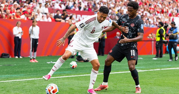 Cầu thủ người Mỹ ‘về quê’ dự World Cup trong màu áo đội tuyển khác - hình ảnh - winrr88.com Cầu thủ người Mỹ ‘về quê’ dự World Cup trong màu áo đội tuyển khác - hình ảnh - winrr88.com