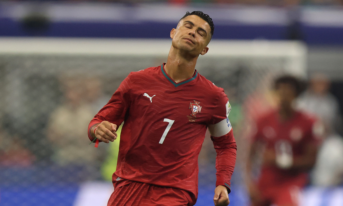 RR88 cược bóng đá: Ronaldo coi Euro 2016 ngang bằng World Cup dù bị loại sớm - hình ảnh - winrr88.com